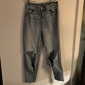 American Eagle Jeans, Relaxed Mom Jean Size 4R